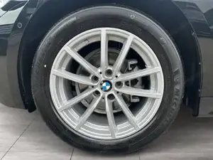 BMW 318d Limousine // Driving Assistant Professional // Parking Assistant Bild 6