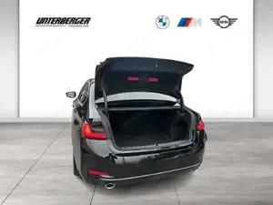 BMW 318d Limousine // Driving Assistant Professional // Parking Assistant Bild 12