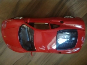 modellauto 1:18 (burago) Bild 10