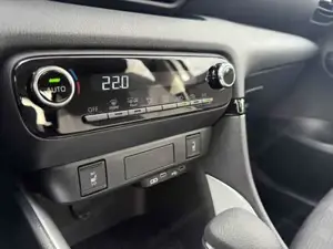 Mazda 2 2023 Bild 12