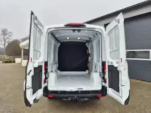 Ford Transit L2H2 2.0 EcoBlue 130PS Trend 3,5t 2-Sitzer AHK ... Bild 9