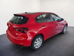 Fiat  1.5 HYBRID DCT AUTOMATIK/KLIMA/TFT/ 96 kW (131 ... Bild 3