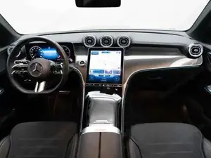 Mercedes-Benz GLC 220 d 4MATIC Navi Sport S-Sitz LED SpurW Bild 6