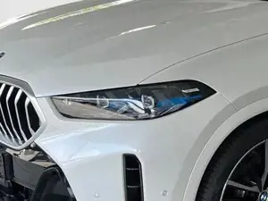BMW X6 xDrive 30d M SPORT/LED/AHK/PANO-DA/HK 210 kW (286 PS), Automatik, Allrad Bild 5