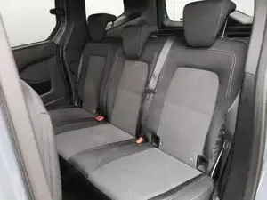 Mercedes-Benz Citan 110 standard (420.753) 1.3 Tourer Pro Tempomat, abg. Scheiben, MF Lenkrad 75 kW  Bild 9