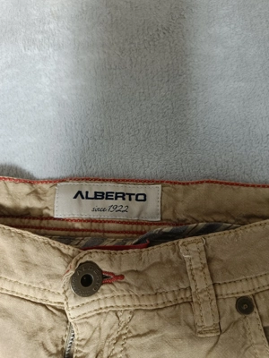 Leinenhose .................... Bild 2