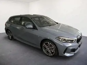 BMW 1er d xDrive Aut. M Sport/PANO-DA/18Z/SHZ/HIFI 140 kW (190 PS), Automatik, Allrad Bild 2