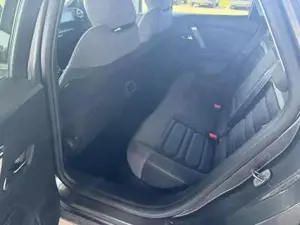  C4 Plus 1.2 ESS EAT8 / Keyless Head-Up LED Navi AC... Bild 6