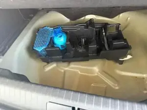  C4 Plus 1.2 ESS EAT8 / Keyless Head-Up LED Navi AC... Bild 9