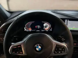 BMW 1er d xDrive Aut. M Sport/PANO-DA/18Z/SHZ/HIFI 140 kW (190 PS), Automatik, Allrad Bild 8