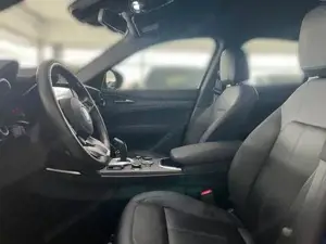 Alfa Romeo Stelvio TI 2.0 AT8 16V 280 PS Q4 NAVI/ASSIST 206 kW (28... Bild 7