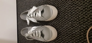 Sneaker der Marke Superga Bild 2