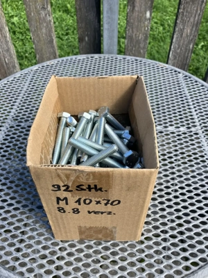 Schrauben, Sechskantschrauben M10x70, verzinkt, 8.8, neu