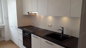 Zentrale und geräumige 2,5 Zimmerwohnung im 4. Obergeschoss