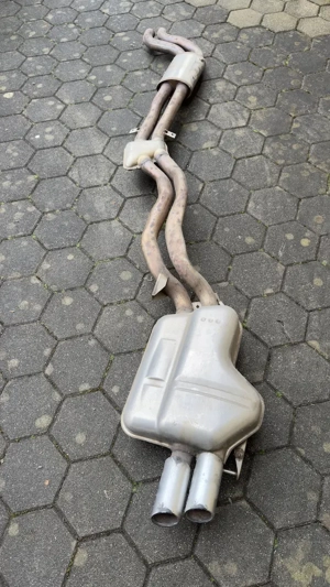 BMW Z4 iDrive23 (E89) - Orginal Auspuff Bild 2