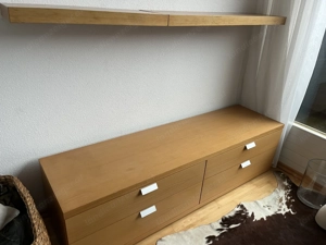 Verkaufe kleinen Kasten mit separatem Regal (siehe Foto) Bild 2