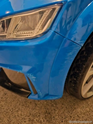 Elektroauto Kinderfahrzeug Audi TT RS Bild 5