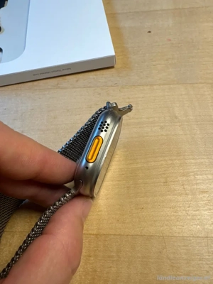 Apple Watch Ultra Titan 1. Gen Bild 2