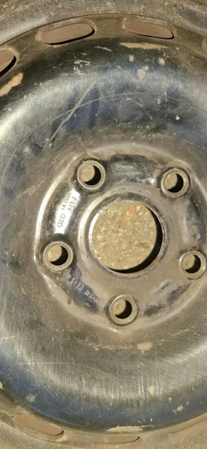 Winterreifen auf Stahlfelgen Bild 4