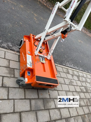 Scherenbühne Arbeitsbühne 5 Meter Hubsteiger Snorkel S3010E kaufen NEUGERÄT  Bild 6