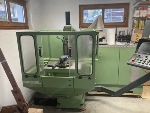 Deckel FP2 cnc Fräsmaschine Bild 3