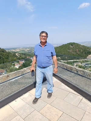 Suche eine liebevolle und humorvolle Frau Bild 4