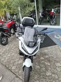 Honda NT1100 EZ2025 Modell 2023 Bild 2