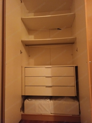 Kleiderschrank dreiteilig Bild 2