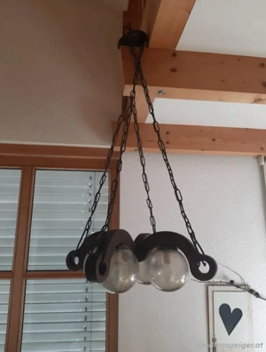 alte, rustikale Lampe