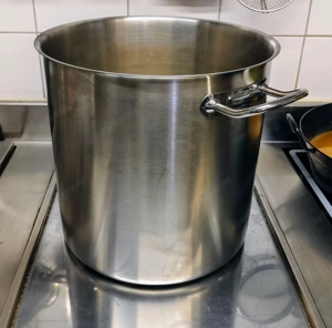 Topf, Schnitzelpfanne, Service Platten Bild 2