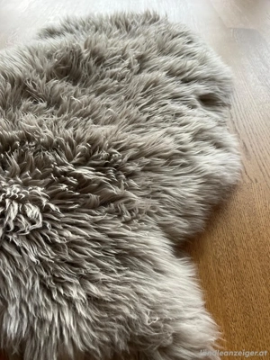 echtes Lammfell  Bild 3