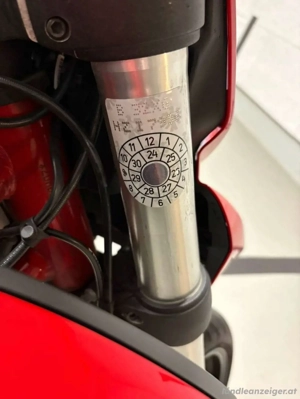 Ducati Hypermotard 821 Bild 8