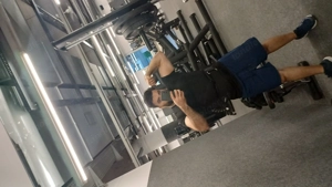 Suche richtige Milf Frau .... Bild 4