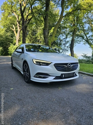 Opel Insignia B Grand Sport Turbo 4x4 Bild 2