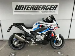 BMW M 1000 XR KM9 Bild 2
