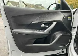 Peugeot 2008 Bild 18