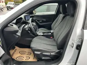 Peugeot 2008 Bild 19