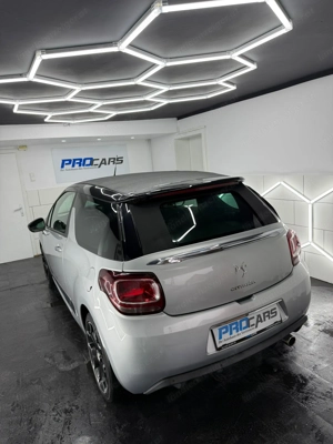 Citroen DS3 Cabrio Nur 49.000KM Bild 4 Citroen DS3 Cabrio Nur 49.000KM Bild 4