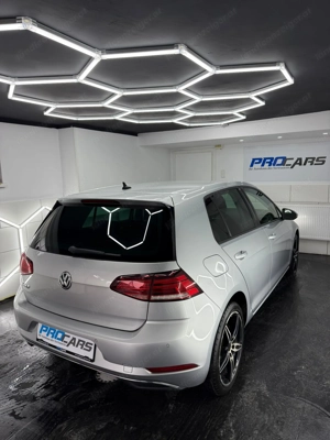 Volkswagen Golf 1,6 TDI*VIRTUAL*SITZHZG.*AppleCare* Bild 6 Volkswagen Golf 1,6 TDI*VIRTUAL*SITZHZG.*AppleCare* Bild 6