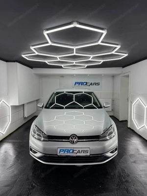 Volkswagen Golf 1,6 TDI*VIRTUAL*SITZHZG.*AppleCare*