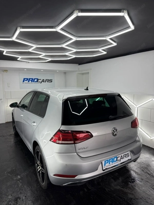 Volkswagen Golf 1,6 TDI*VIRTUAL*SITZHZG.*AppleCare* Bild 4 Volkswagen Golf 1,6 TDI*VIRTUAL*SITZHZG.*AppleCare* Bild 4