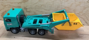 Spielzeug LKW VOLVO von  bruder  Bild 4