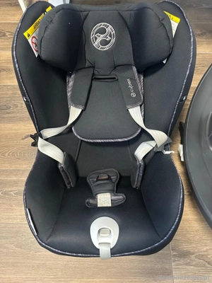 Babyschale Kindersitz Bild 5