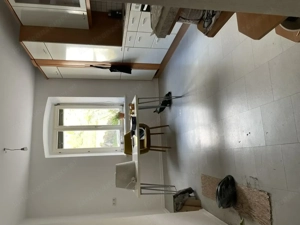 Suche NachmieterIn für geräumige Wohnung  Bild 5