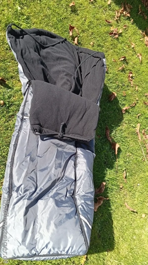neuwertiger warmer Sack für Rollstuhlfahrer 