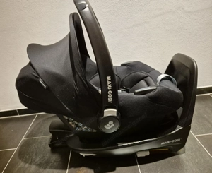 MAXI-COSI Cabriofix i-Size mit Isofix Base
