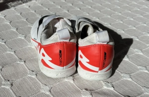 Kinder Nike Hallenschuhe Air Zoom Bild 2