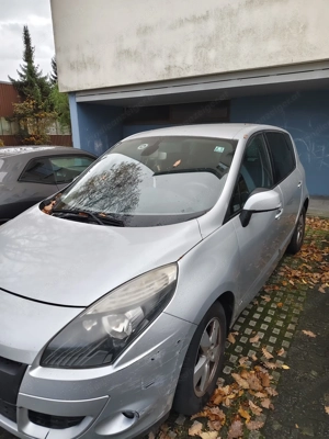 Renault scenic 3 2011 Baujahr 131ps 200k tkm