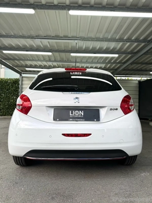 Peugeot 208 1.4 16V VTi Active Klima*Touchscreen*Bluetooth*Navi *ACC Bild 6 Peugeot 208 1.4 16V VTi Active Klima*Touchscreen*Bluetooth*Navi *ACC Bild 6