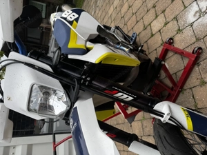 Husqvarna 701 Supermoto Bild 6